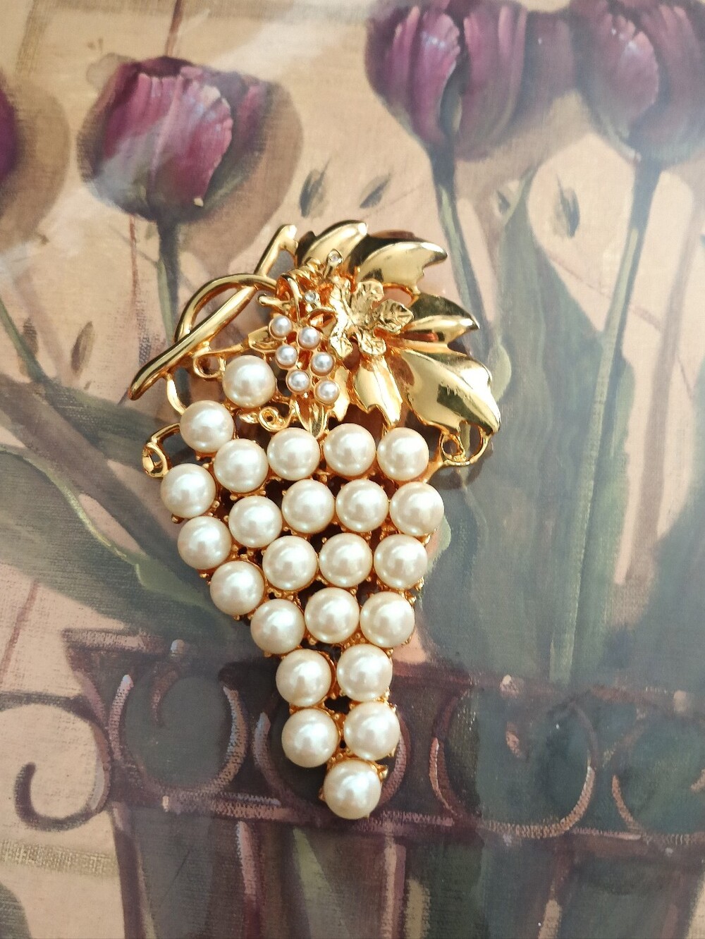 Vintage Large Pearl & Gold Grape Cluster Brooch